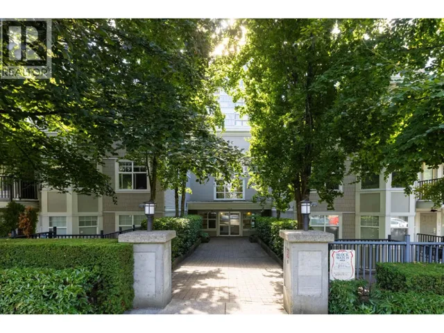 415 7038 21ST AVENUE, Burnaby, British Columbia V5E2Y9