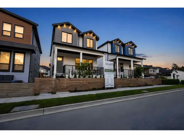 102 6350 138 STREET, Surrey, British Columbia V3X1E6