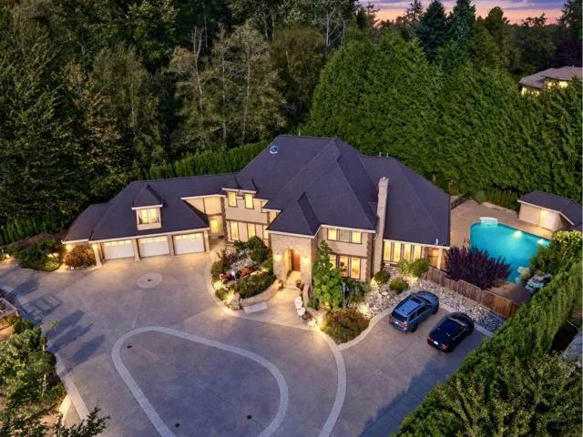 1882 168 STREET, Surrey, British Columbia V3Z9X3