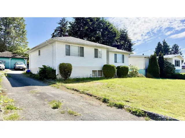 13688 113 AVENUE, Surrey, British Columbia V3R2J1