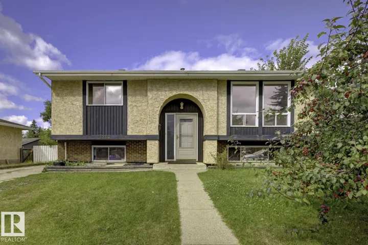 3216 138 AV NW, Edmonton, Alberta T5Y1M4