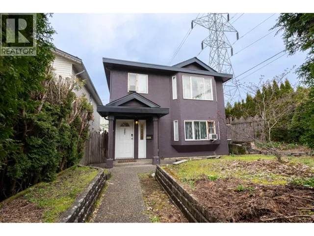 3681 ADANAC STREET, Vancouver, British Columbia V5K2P7