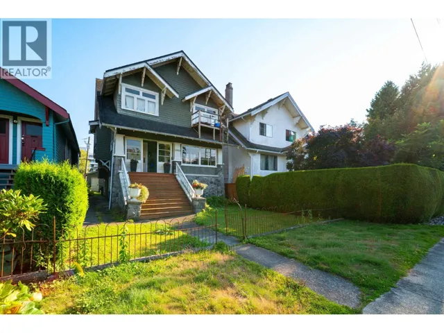 3144 W 7TH AVENUE, Vancouver, British Columbia V6K2A1