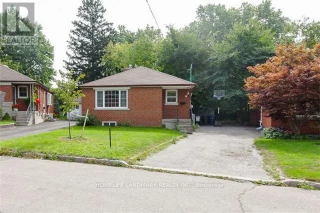 7 BAUDINA CRESCENT, Toronto (Birchcliffe-Cliffside), Ontario M1N3M9