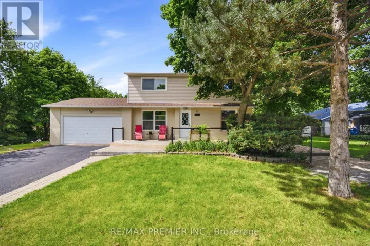 115 WILLIAM ROE BOULEVARD, Newmarket (Central Newmarket), Ontario L3Y1B1