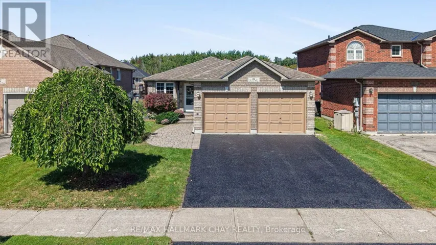 76 SHALOM WAY, Barrie (Painswick South), Ontario L4N5Y3