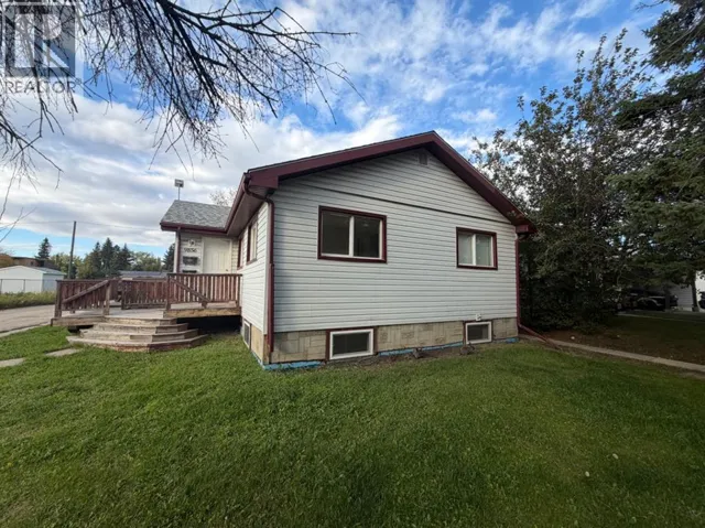 9856 104 Avenue, Grande Prairie, Alberta T8V1E4