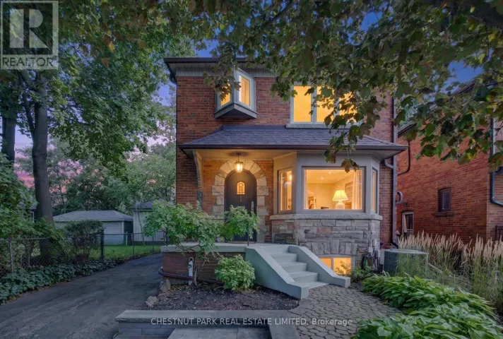 521 SUTHERLAND DRIVE, Toronto (Leaside), Ontario M4G1K9