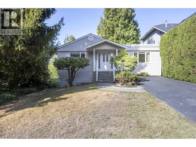 8091 BRADLEY AVENUE, Burnaby, British Columbia V5J3T9