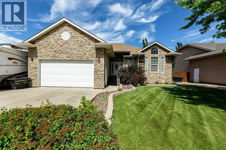 12 Iron Wolf Ridge, Lacombe, Alberta T4L2K2
