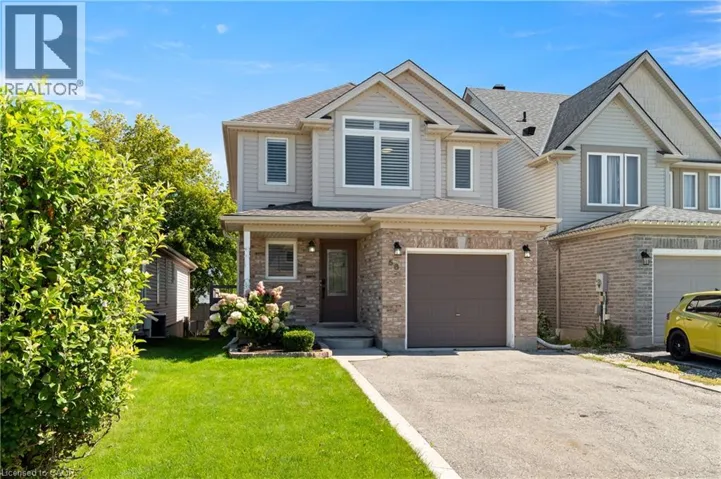 58 CHATEAU Crescent, Cambridge, Ontario N3H5S2