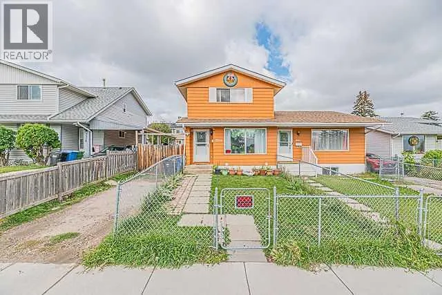 3326 Radcliffe Drive SE, Calgary, Alberta T2A6C4