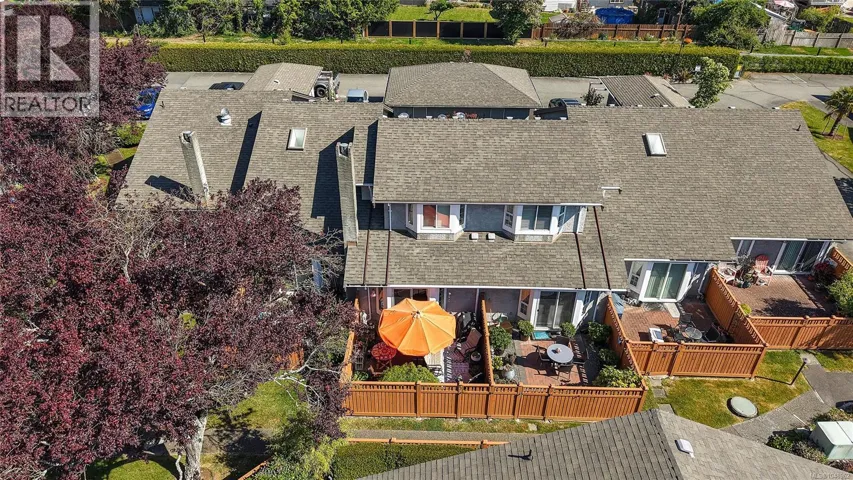 23 2070 AMELIA Ave, Sidney, British Columbia V8L4X6