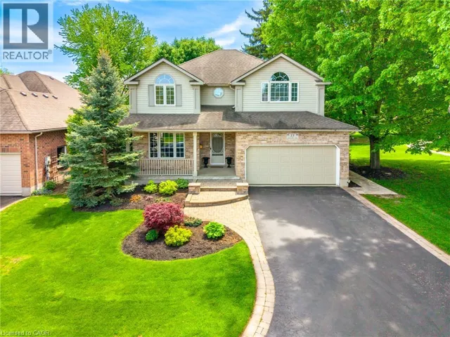 15 CAROLINIAN Lane, Cambridge, Ontario N1S5B5