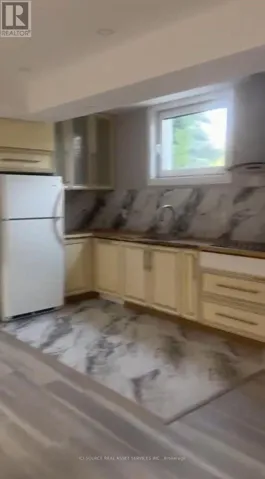 LOWER - 92 RICHARD LOVAT COURT, Vaughan (Kleinburg), Ontario L0J1C0