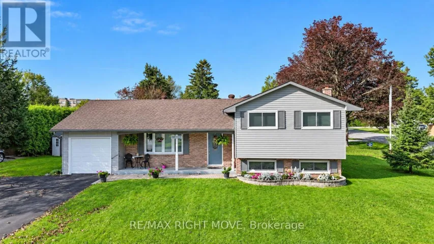 3 LAWSON AVENUE, Orillia, Ontario L3V3V5