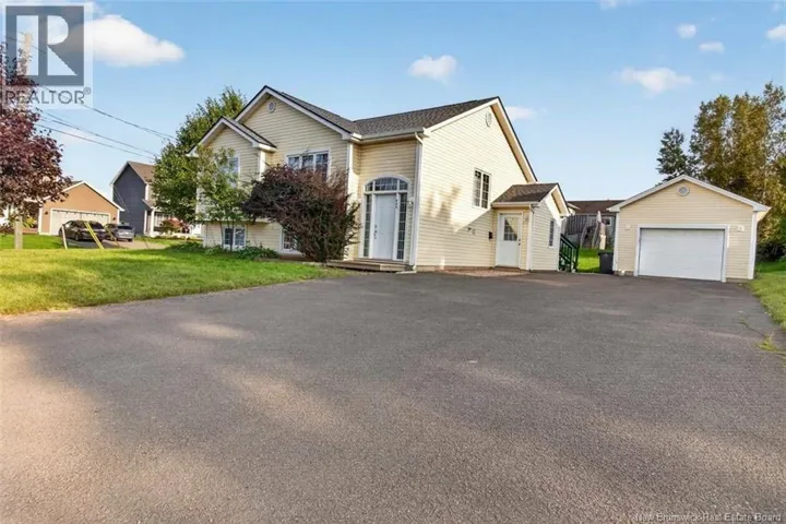 645 Melanson Road, Dieppe, New Brunswick E1A1A5