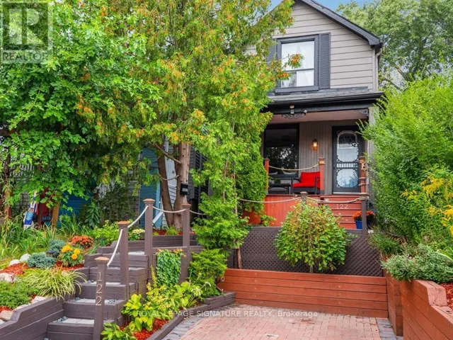122 DUVERNET AVENUE, Toronto (East End-Danforth), Ontario M4E1V4