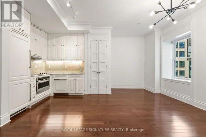 542 - 22 LEADER LANE, Toronto (Church-Yonge Corridor), Ontario M5E0B2