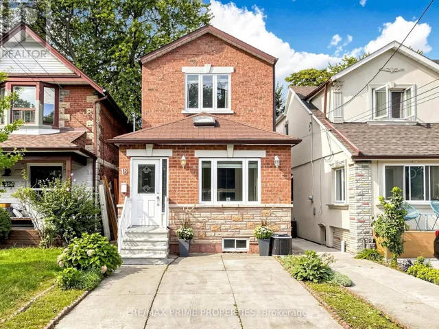 18 DENTONIA PARK AVENUE S, Toronto (Crescent Town), Ontario M4C1W7