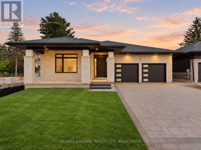 21 ACCURSI CRESCENT, Pelham (Fonthill), Ontario L0S1E4
