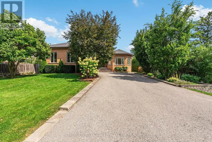 83 BURNDEAN COURT, Richmond Hill (Westbrook), Ontario L4C9W5