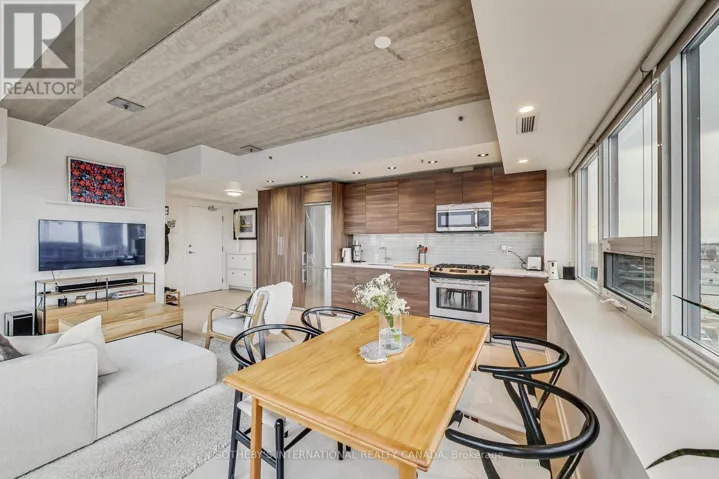 602 - 51 LADY BANK ROAD, Toronto (Stonegate-Queensway), Ontario M8Z0C9