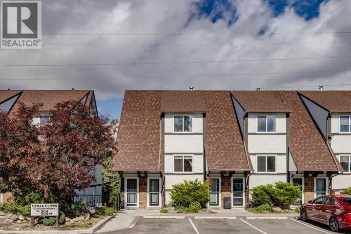 2, 308 Cedar Crescent SW, Calgary, Alberta T3C2Y8