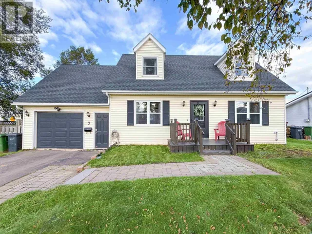 7 Sunrise Court, Charlottetown, Prince Edward Island C1A8N8
