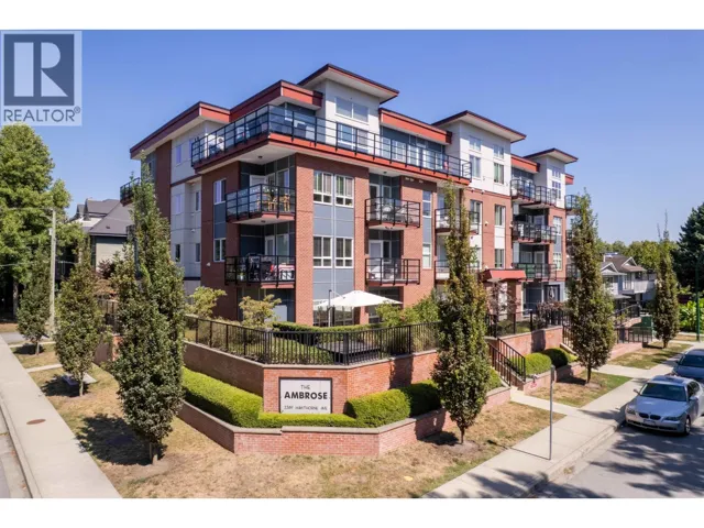 401 2389 HAWTHORNE AVENUE, Port Coquitlam, British Columbia V3C0T2