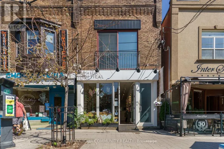 359 RONCESVALLES AVENUE, Toronto (Roncesvalles), Ontario M6R2M8