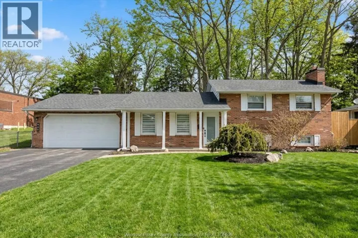 945 LAURIER, LaSalle, Ontario N9J1M9