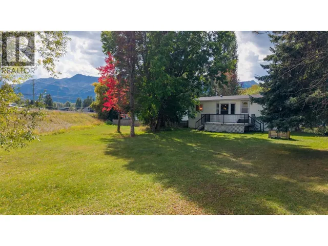 242 Hartley Street, Fernie, British Columbia V0B1M1