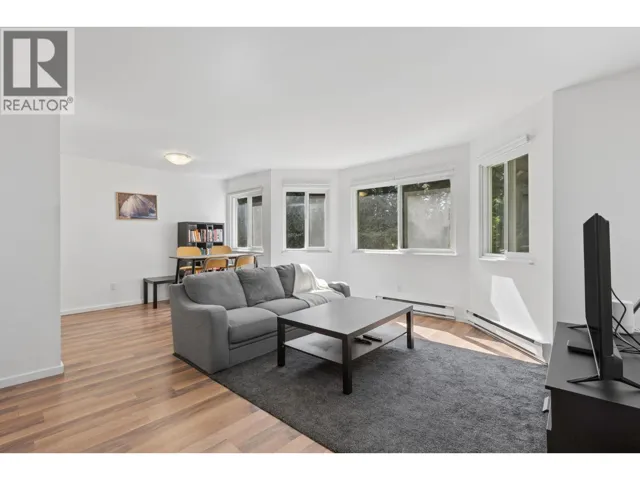 405 9880 MANCHESTER DRIVE, Burnaby, British Columbia V3N4R3
