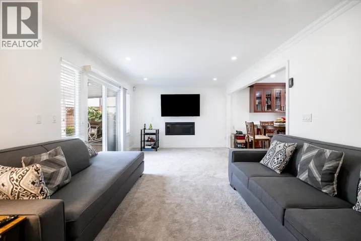 432 RIVERVIEW CRESCENT, Coquitlam, British Columbia V3C4X8