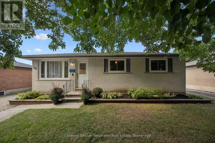 16 ARGYLE DRIVE, Guelph (Dovercliffe Park/Old University), Ontario N1G2P2