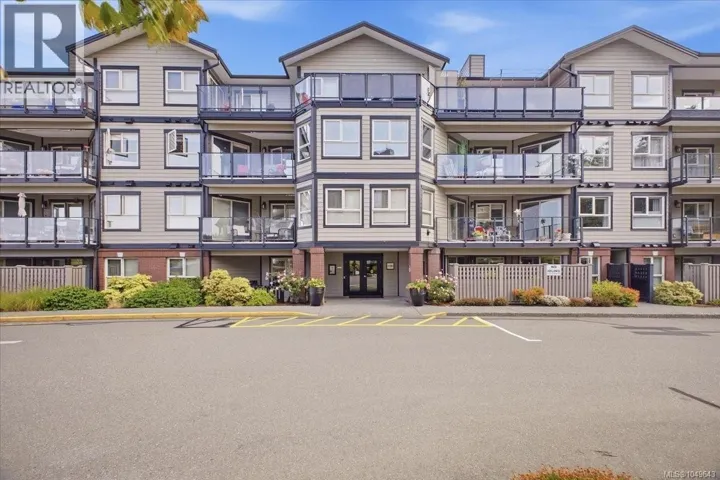 301 6728 Dickinson Rd, Nanaimo, British Columbia V9V1T3