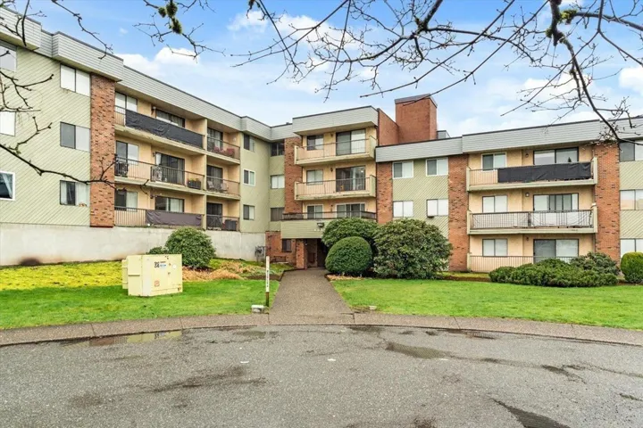 209 45598 MCINTOSH DRIVE, Chilliwack Proper South, Chilliwack, British Columbia V2P7J3