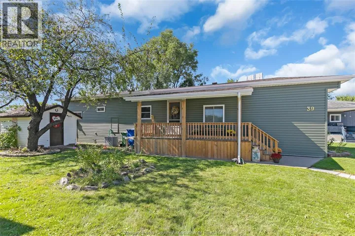 39 WILDER South, Lakeshore, Ontario N8N2T1