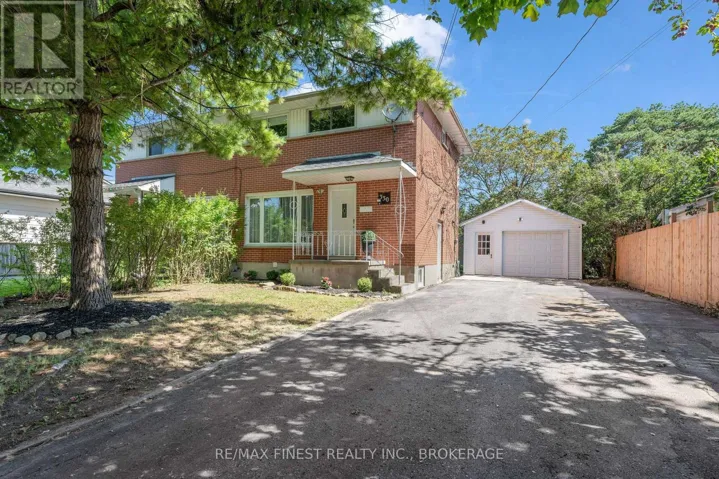 330 MEADOWCREST ROAD, Kingston (City SouthWest), Ontario K7M3S3