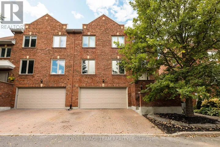 17 CATHERWOOD COURT, Ottawa, Ontario K2K2K1