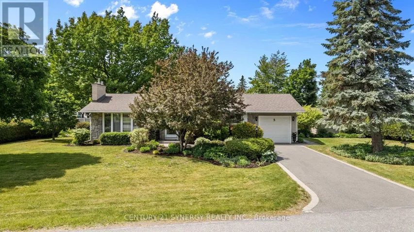 3 AUBURN STREET, Ottawa, Ontario K2H6L7