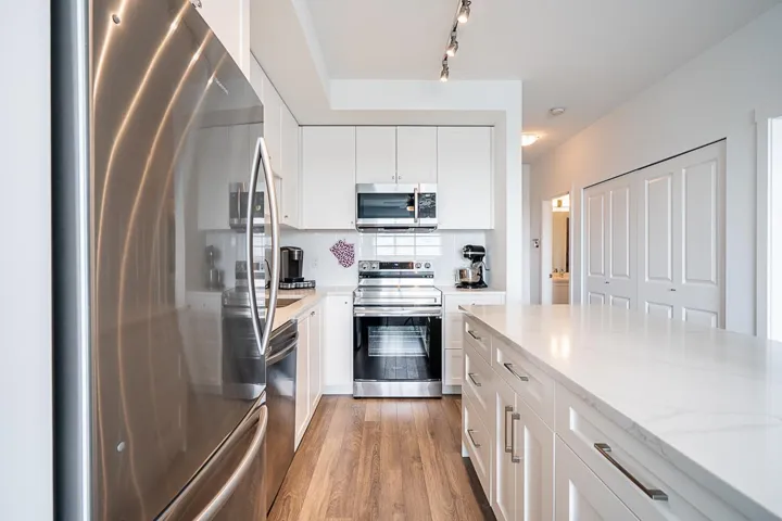 414 13623 81A AVENUE, Surrey, British Columbia V3W3E2