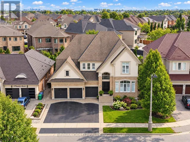 6 PASADENA AVENUE, Brampton (Bram East), Ontario L6P2W1