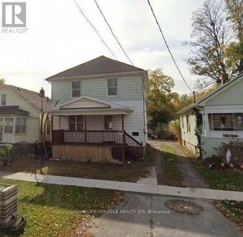 42 RUSSELL AVENUE, St. Catharines (Downtown), Ontario L2R1V5