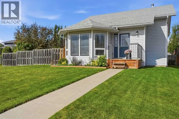7012 60A Street, Rocky Mountain House, Alberta T4T1M2