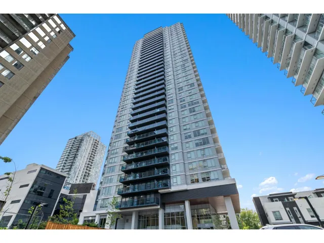 3012 10448 UNIVERSITY DRIVE, Surrey, British Columbia V3T0S7