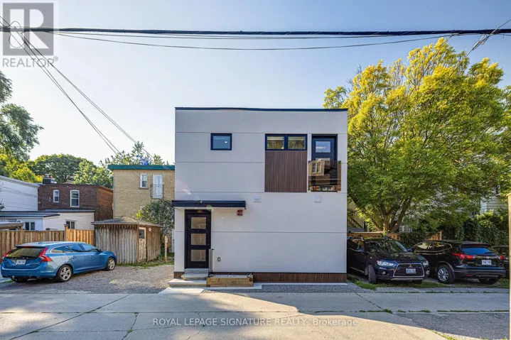 LOWER - 20 KEWBEACH AVENUE, Toronto (The Beaches), Ontario M4L1B7