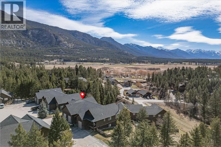 989 SWANSEA VIEW Road Unit# 10, Windermere, British Columbia V0A1K3