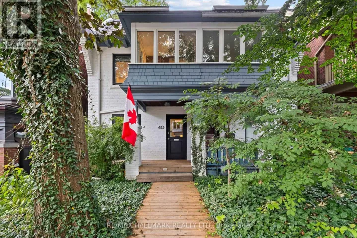 40 FERNWOOD PARK AVENUE, Toronto (The Beaches), Ontario M4E3G1